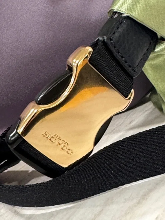 Coach Bag Court Signature Small Belt Bag - Picture 8 of 17